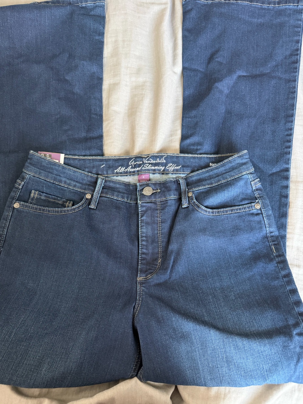NWT Gloria Vanderbilt Mid-Rise Bootcut Jeans in Dark Blue Denim 6